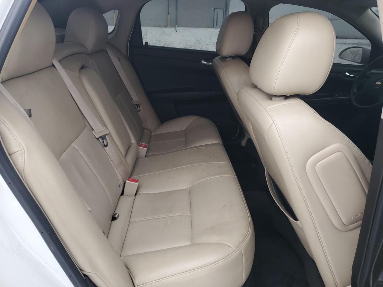 2012 Chevrolet Impala - Image 11
