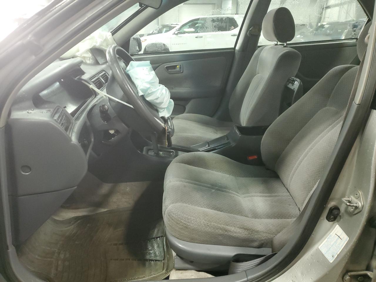 2001 Toyota Camry - Image 7