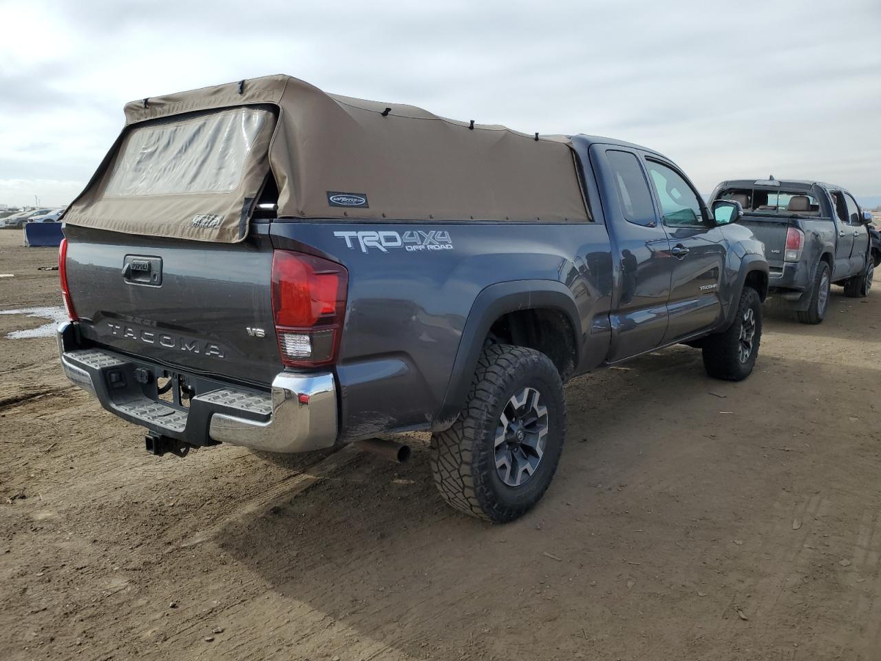 2019 Toyota Tacoma - Image 3