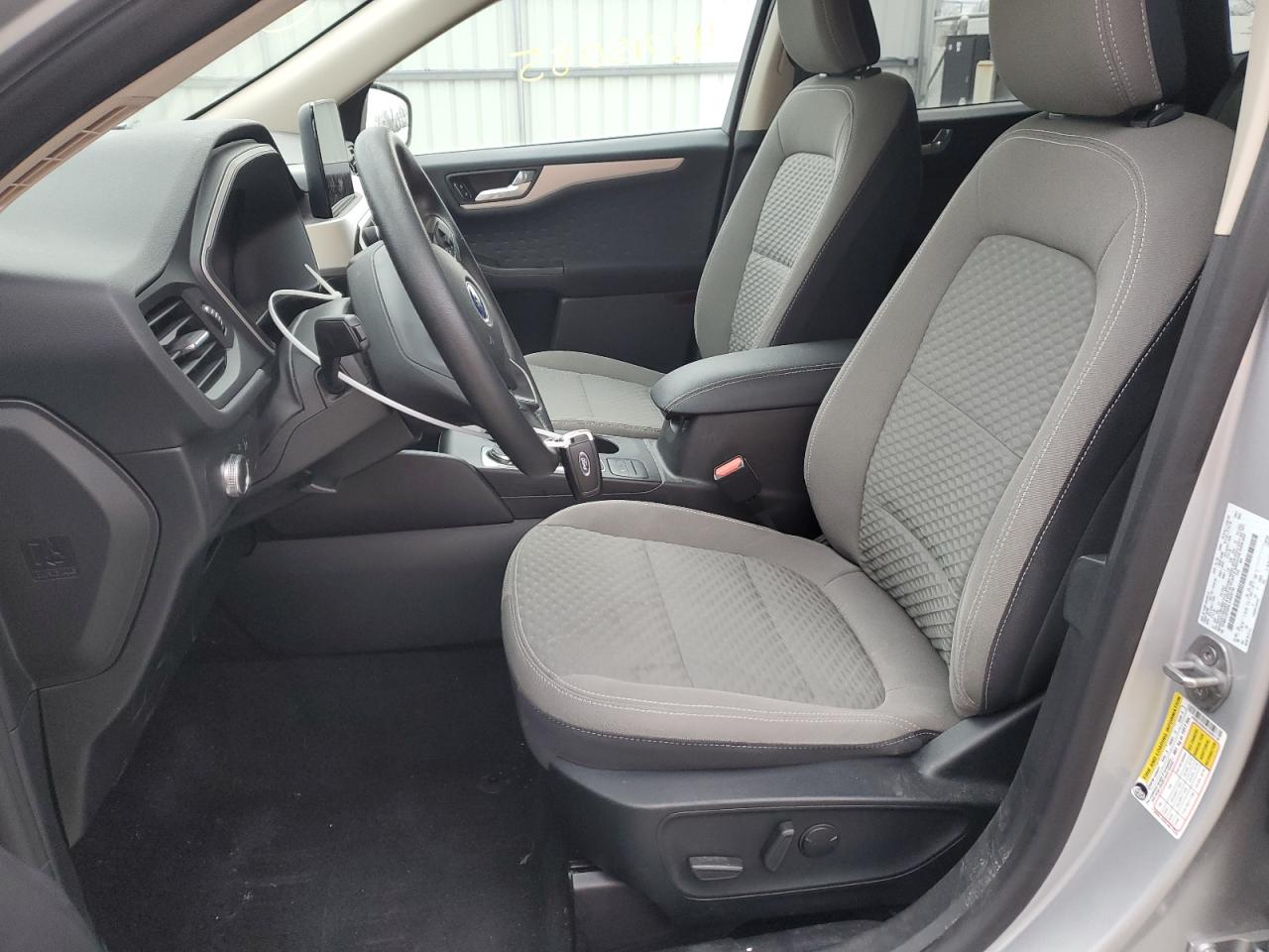 2020 Ford Escape - Image 7