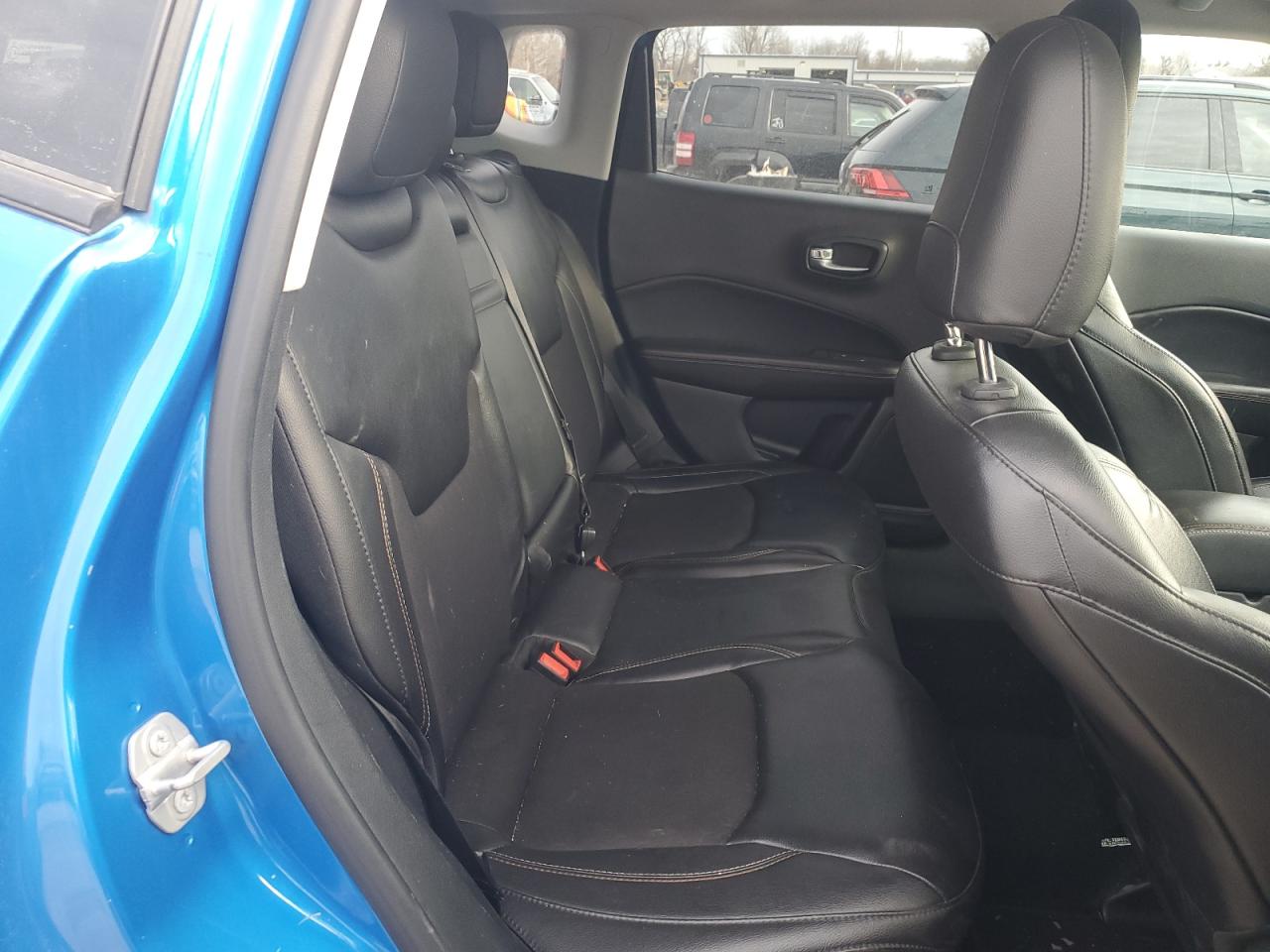 2018 Jeep Compass Latitude VIN: 3C4NJDBB0JT403313 Lot: 46607875