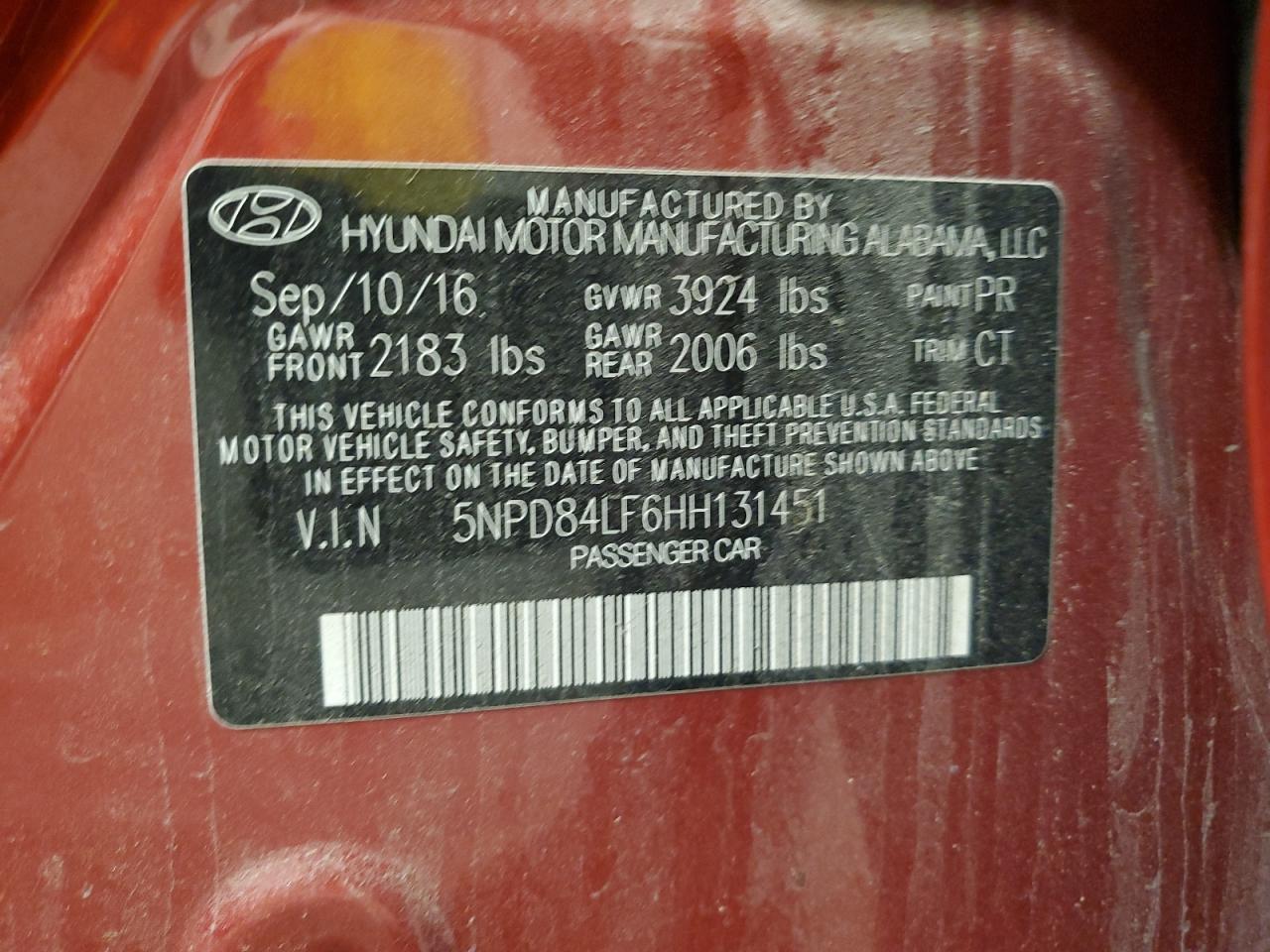 2017 Hyundai Elantra - Image 12