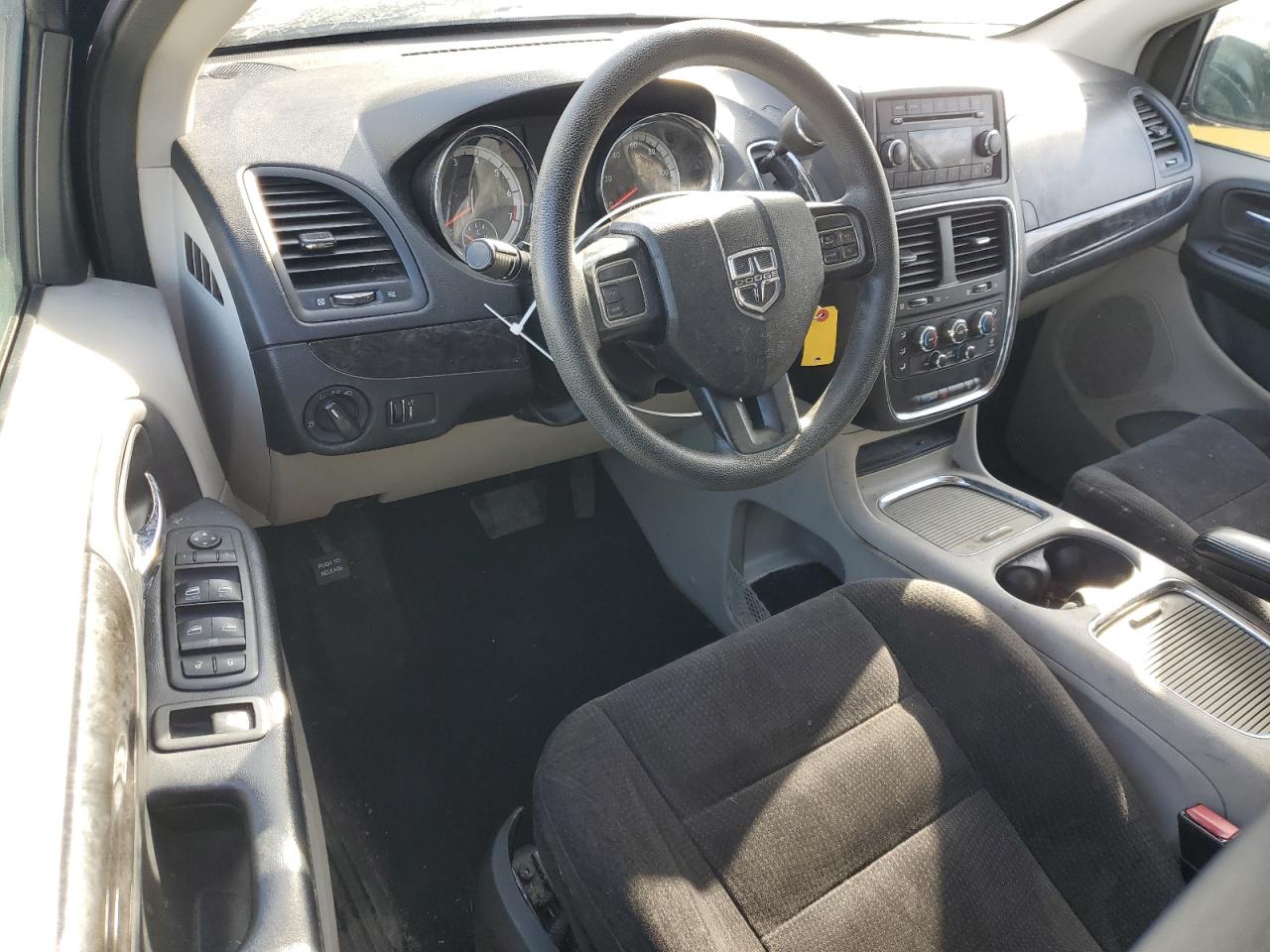 2014 Dodge Caravan - Image 8