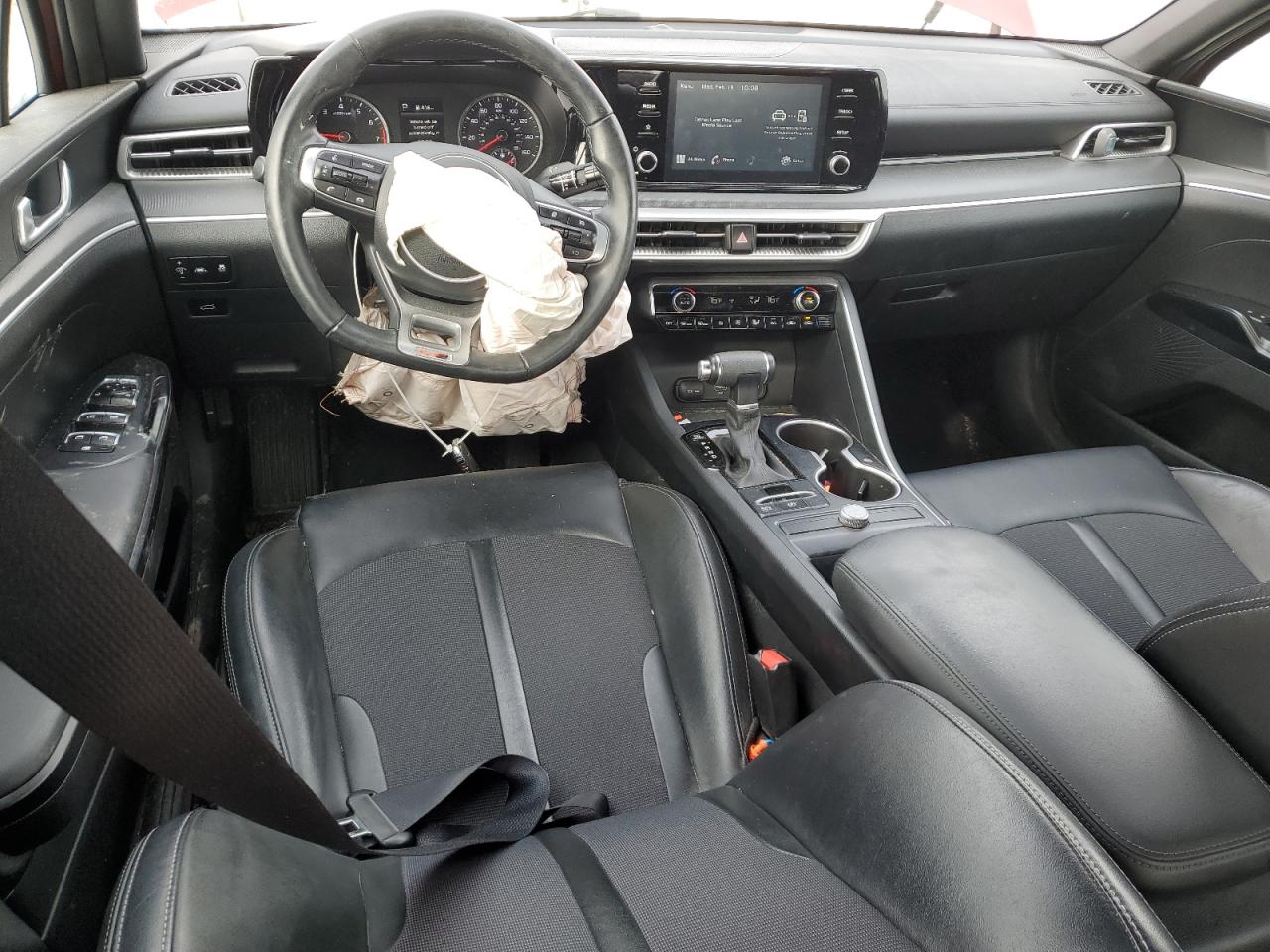 2021 Kia K5 - Image 8