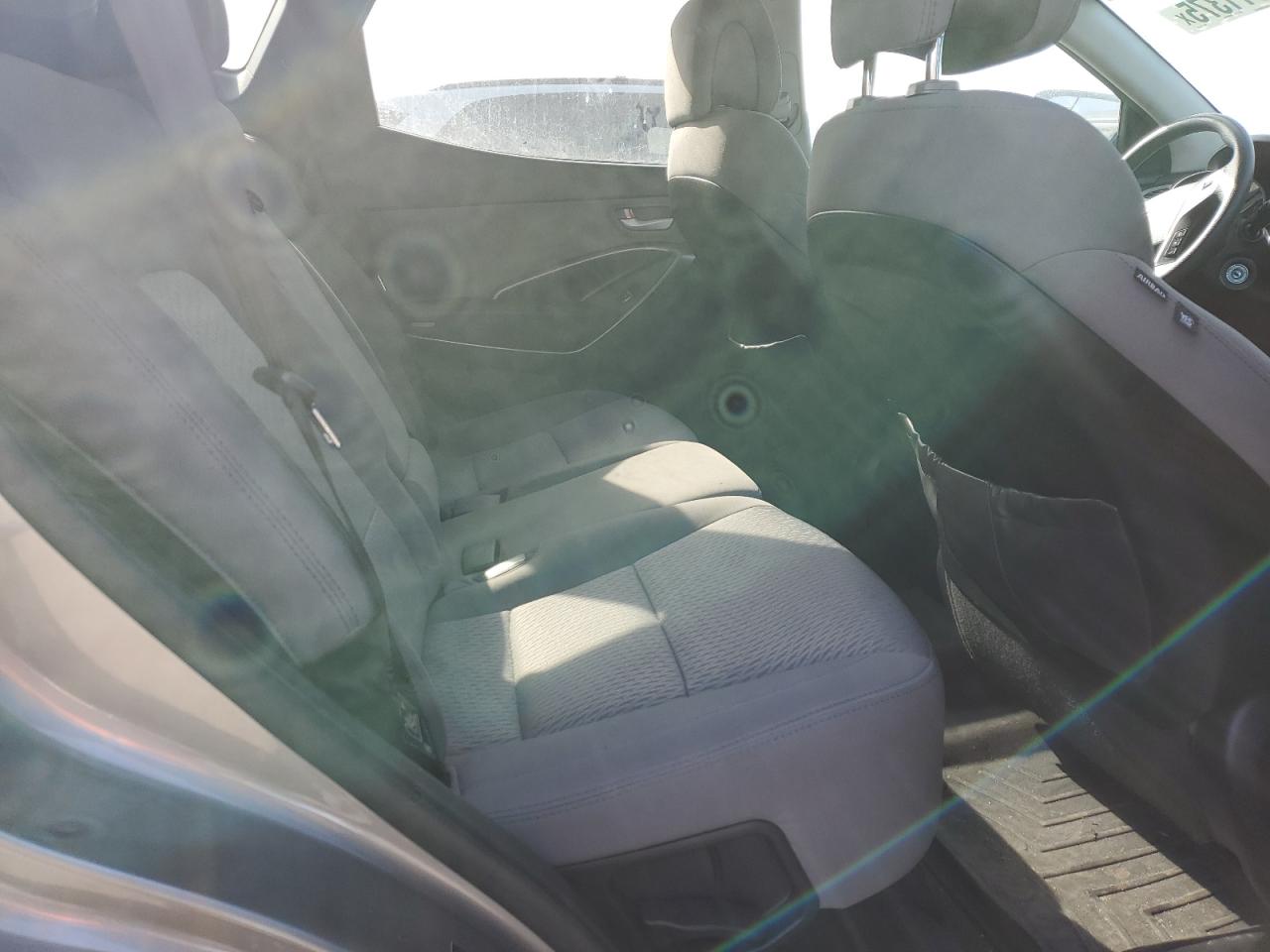 2018 Hyundai Santa Fe - Image 11