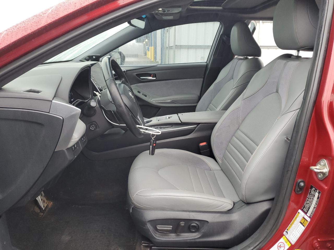 2019 Toyota Avalon - Image 7