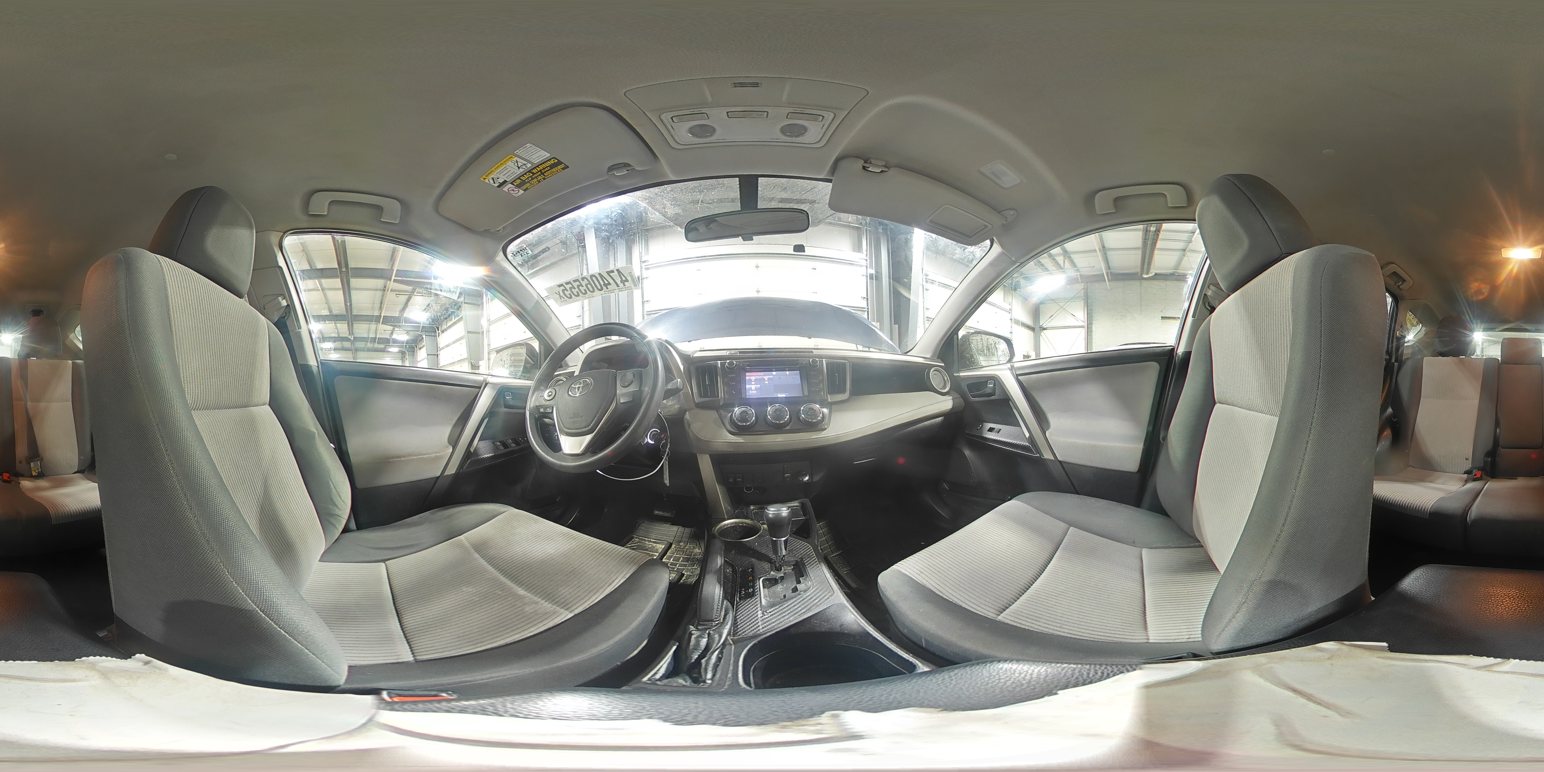 2014 Toyota RAV 4 - Image 16