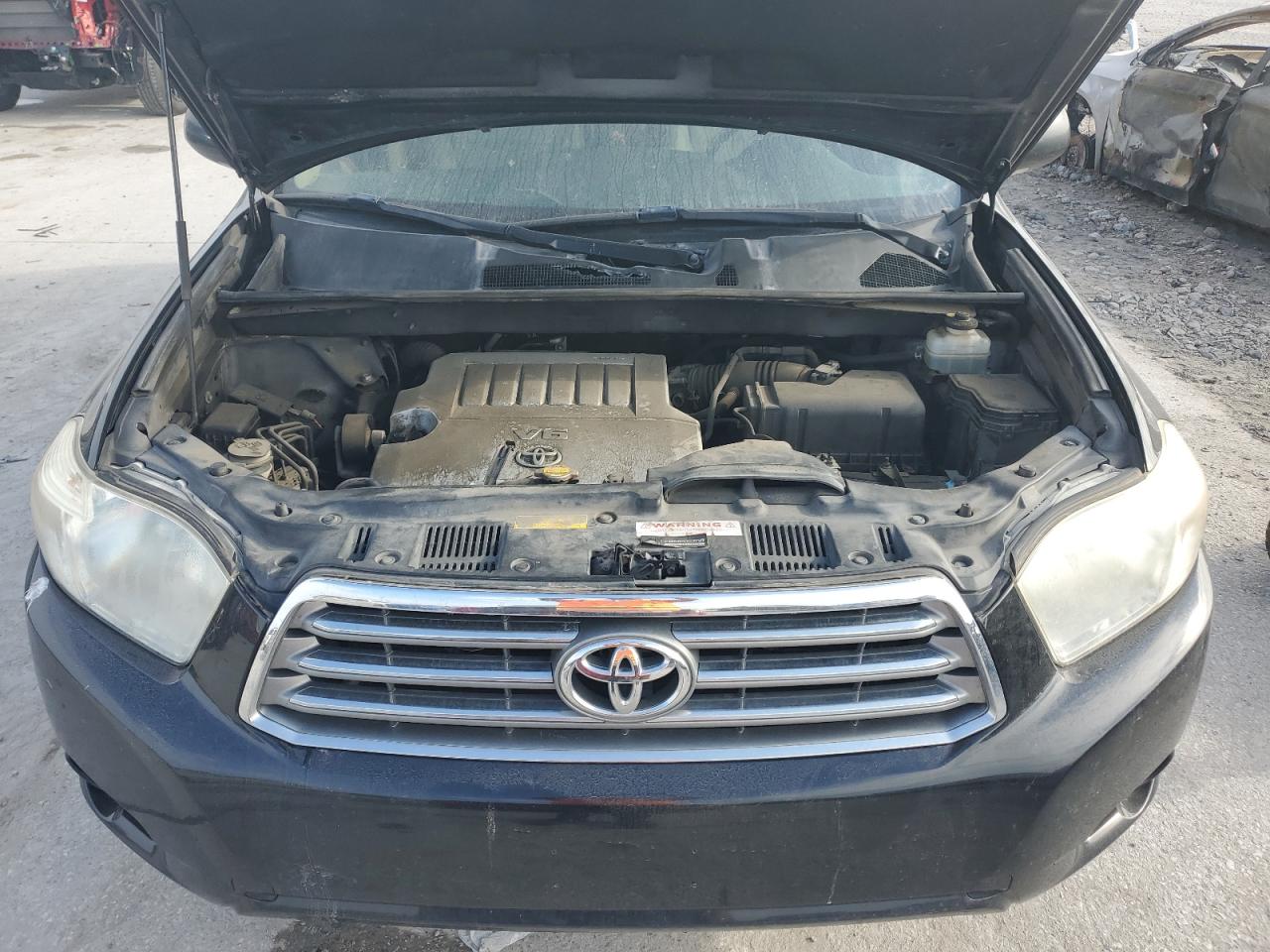 2010 Toyota Highlander - Image 13