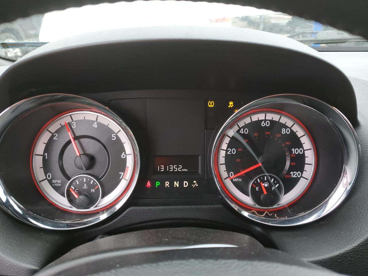 2019 Dodge Caravan - Image 9