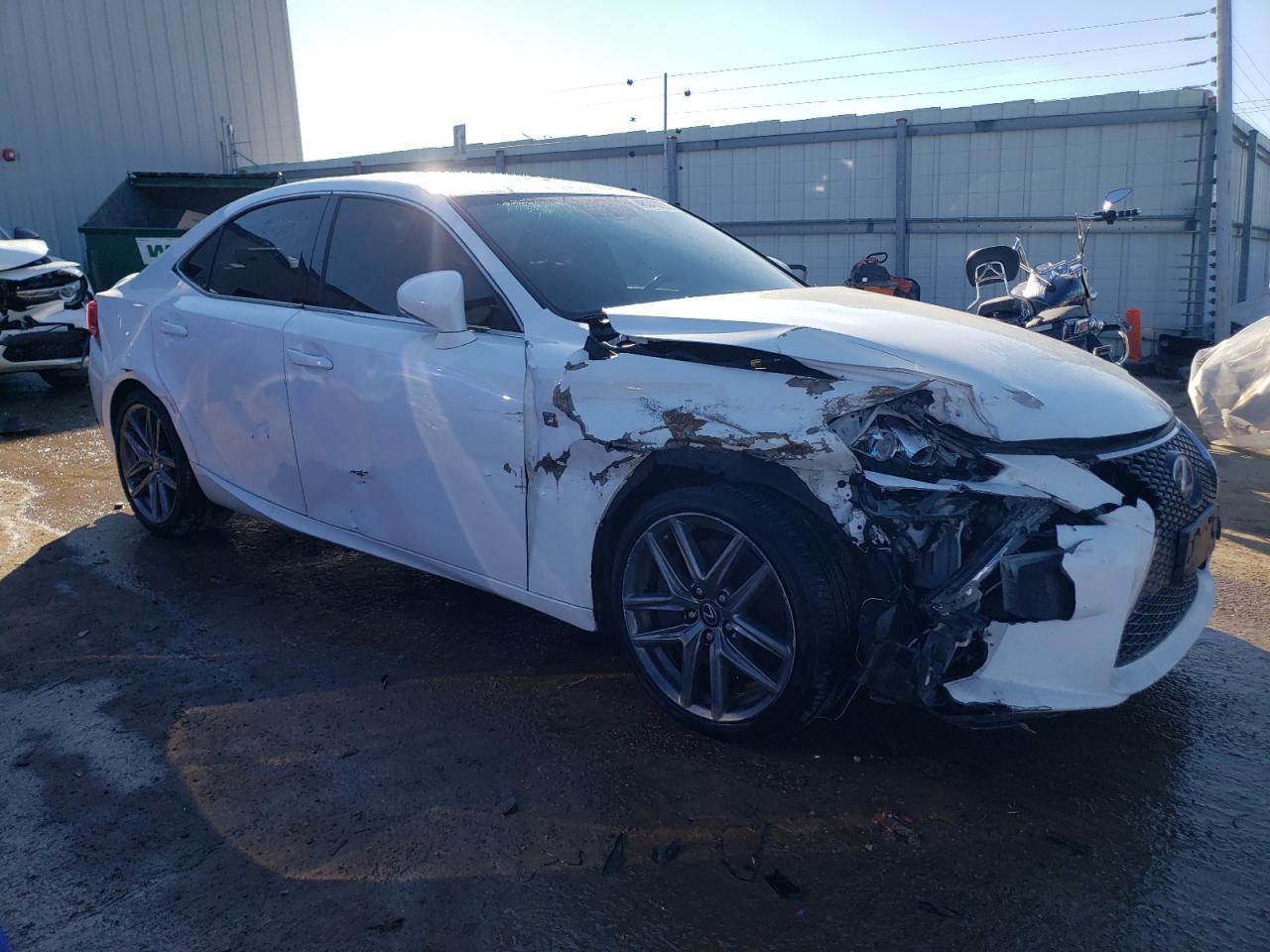 2016 Lexus IS - Image 4