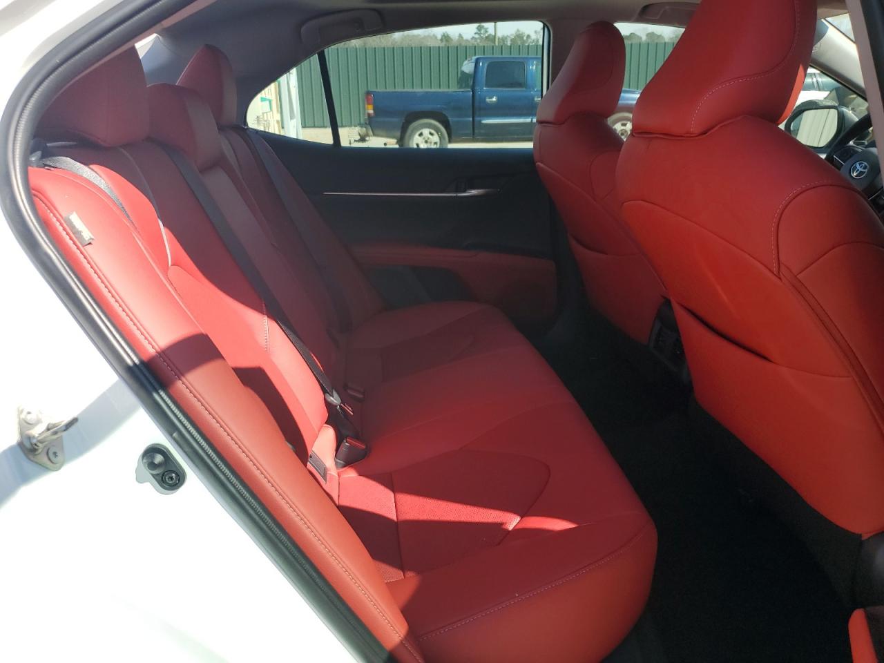 2019 Toyota Camry - Image 10