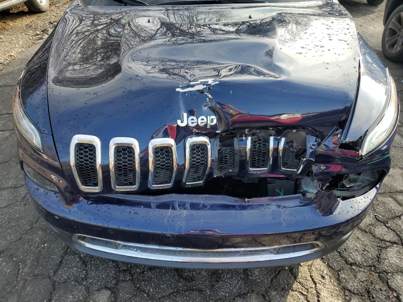 2015 Jeep Grand Cherokee - Image 12