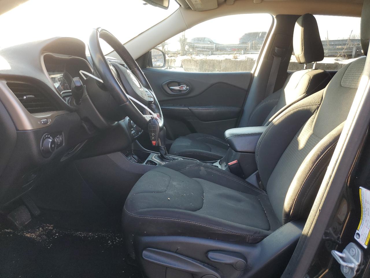2015 Jeep Grand Cherokee - Image 7