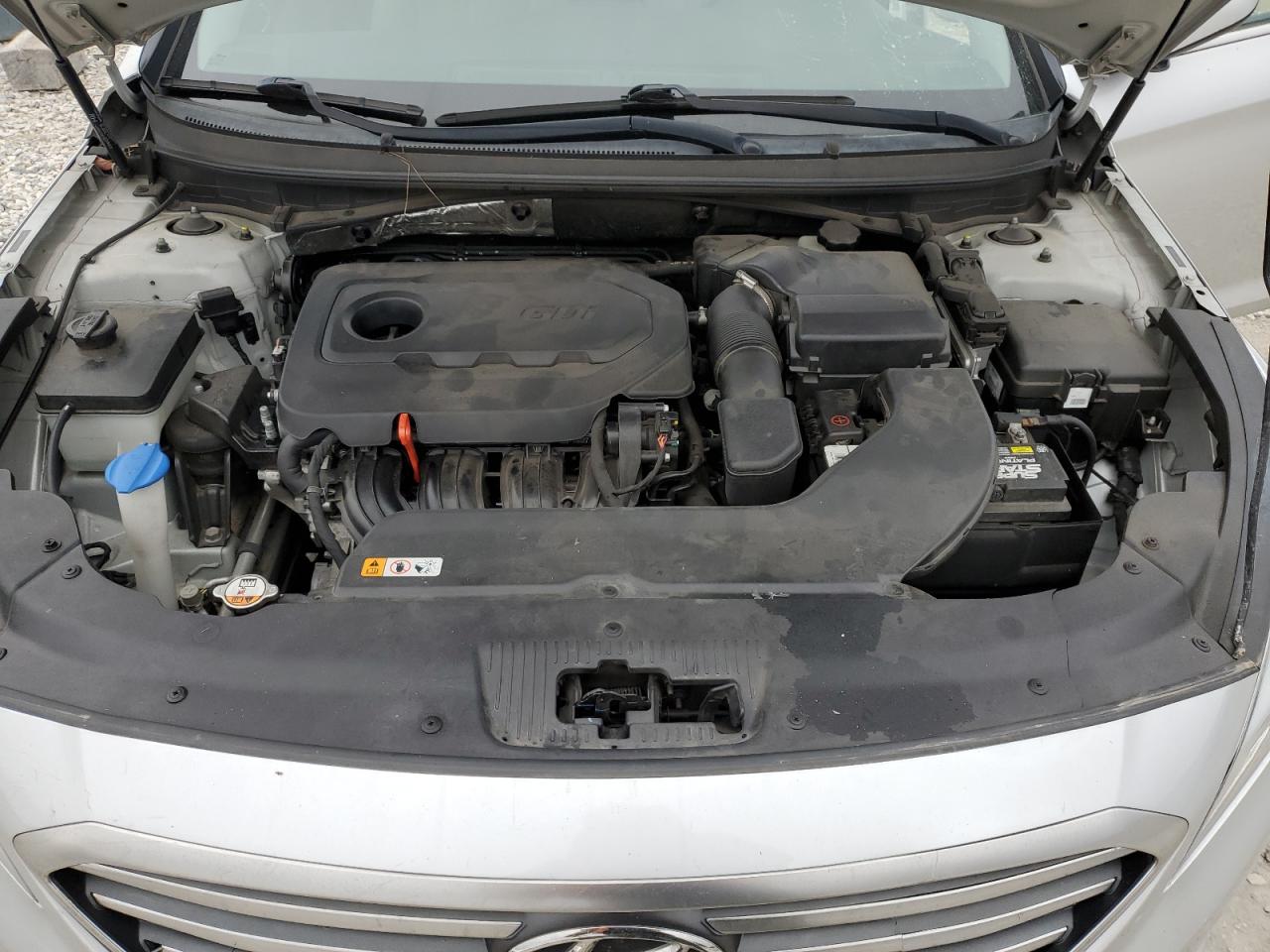 2015 Hyundai Sonata - Image 11
