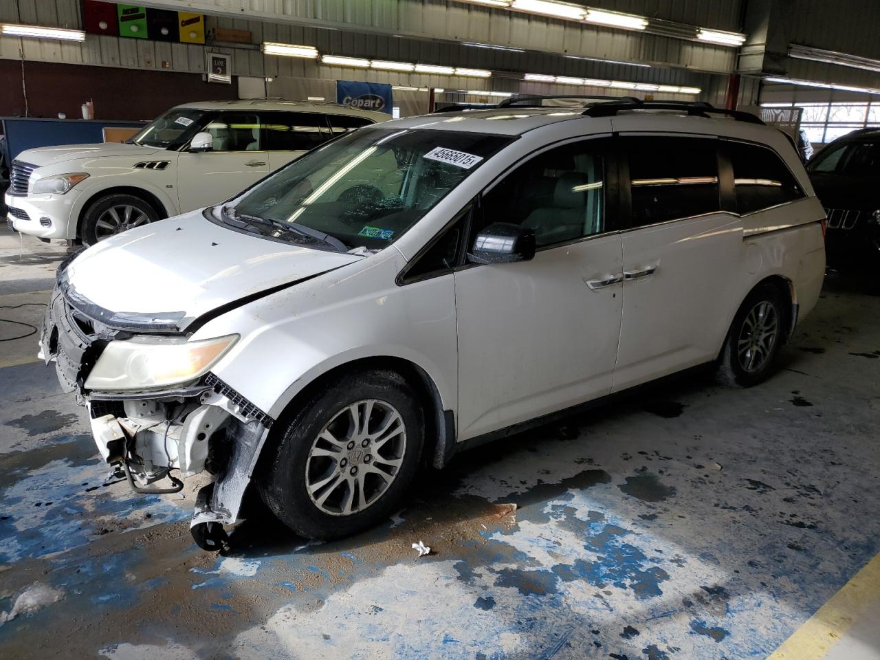 2011 Honda Odyssey - Image 1