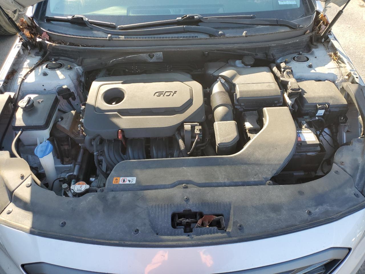 2016 Hyundai Sonata - Image 11