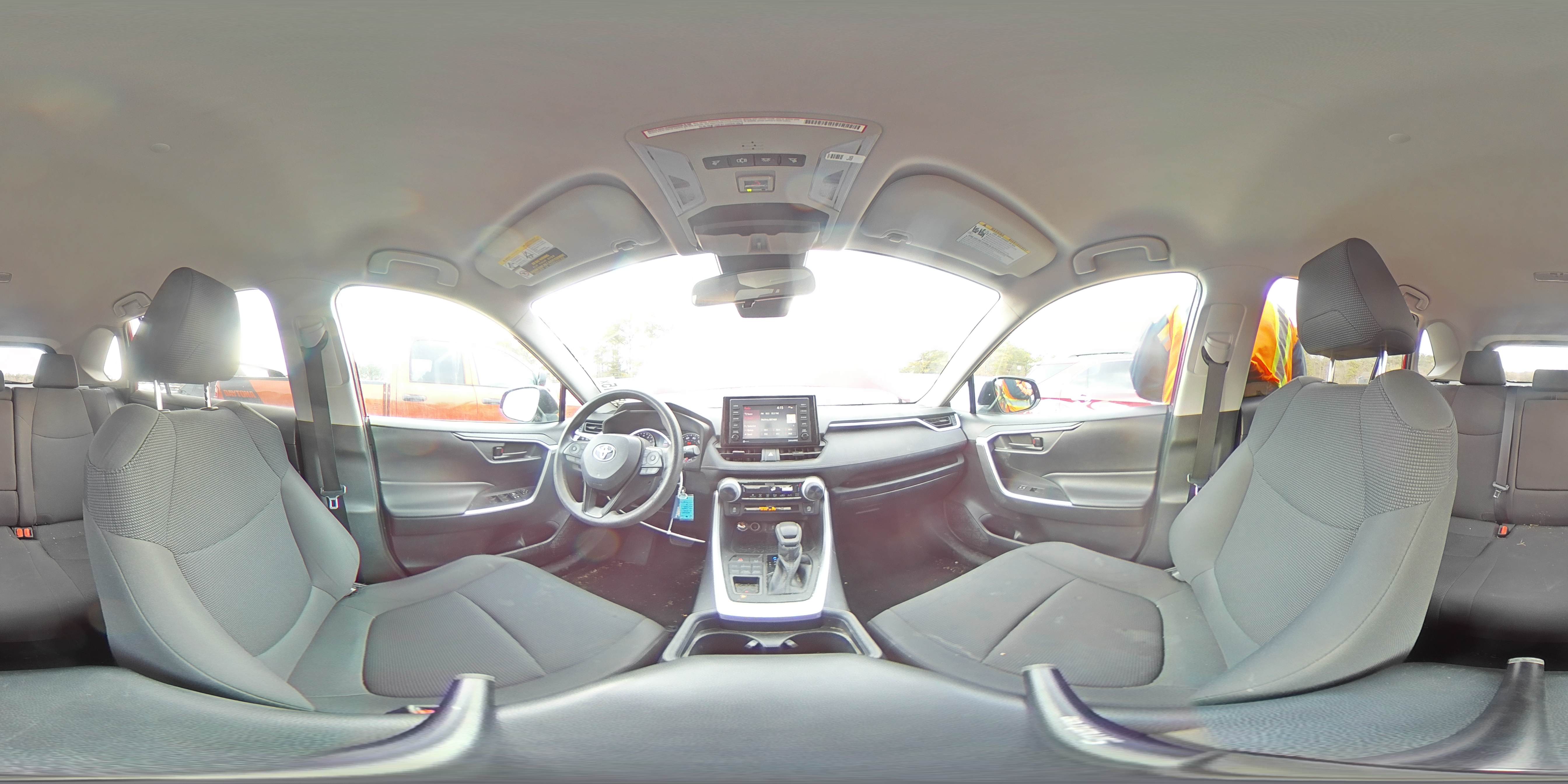 2020 Toyota RAV 4 - Image 13