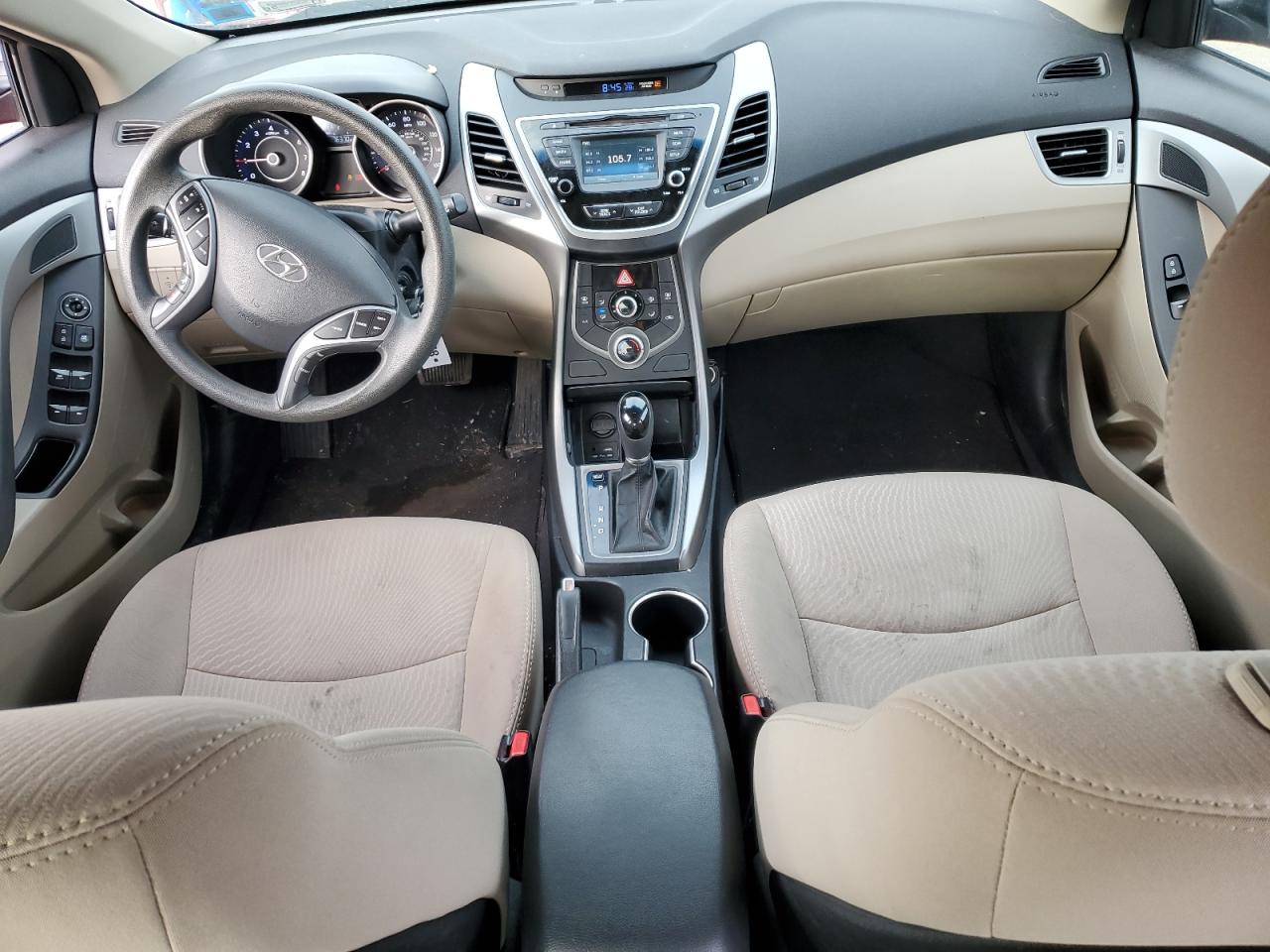 2016 Hyundai Elantra - Image 8