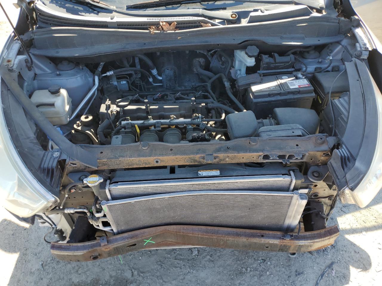 2011 Hyundai Tucson - Image 12