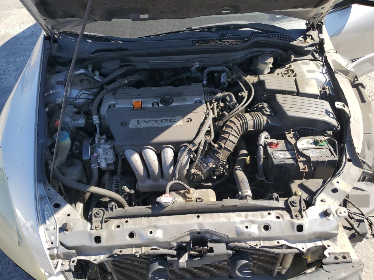 2003 Honda Accord - Image 11