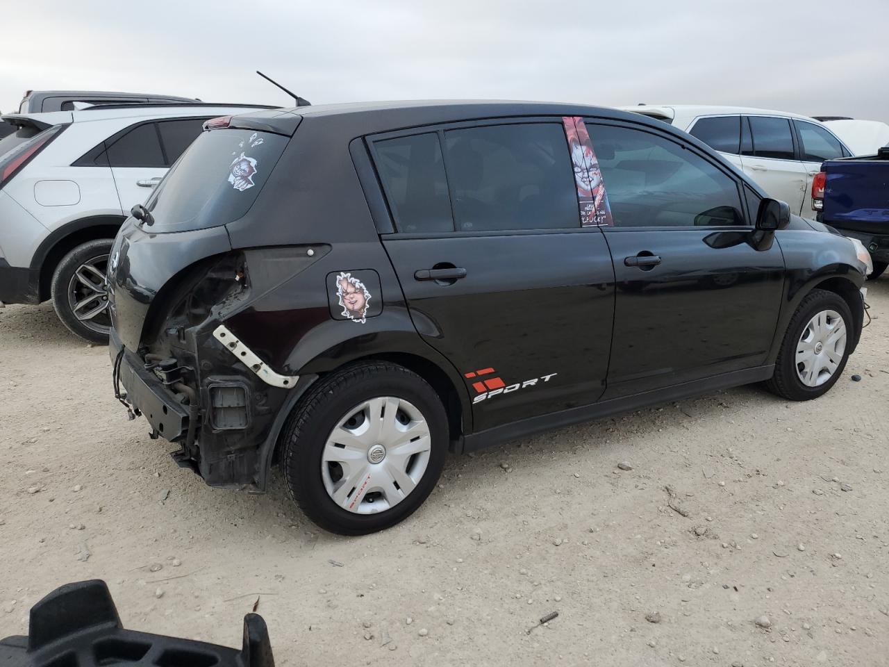 2011 Nissan Versa - Image 3