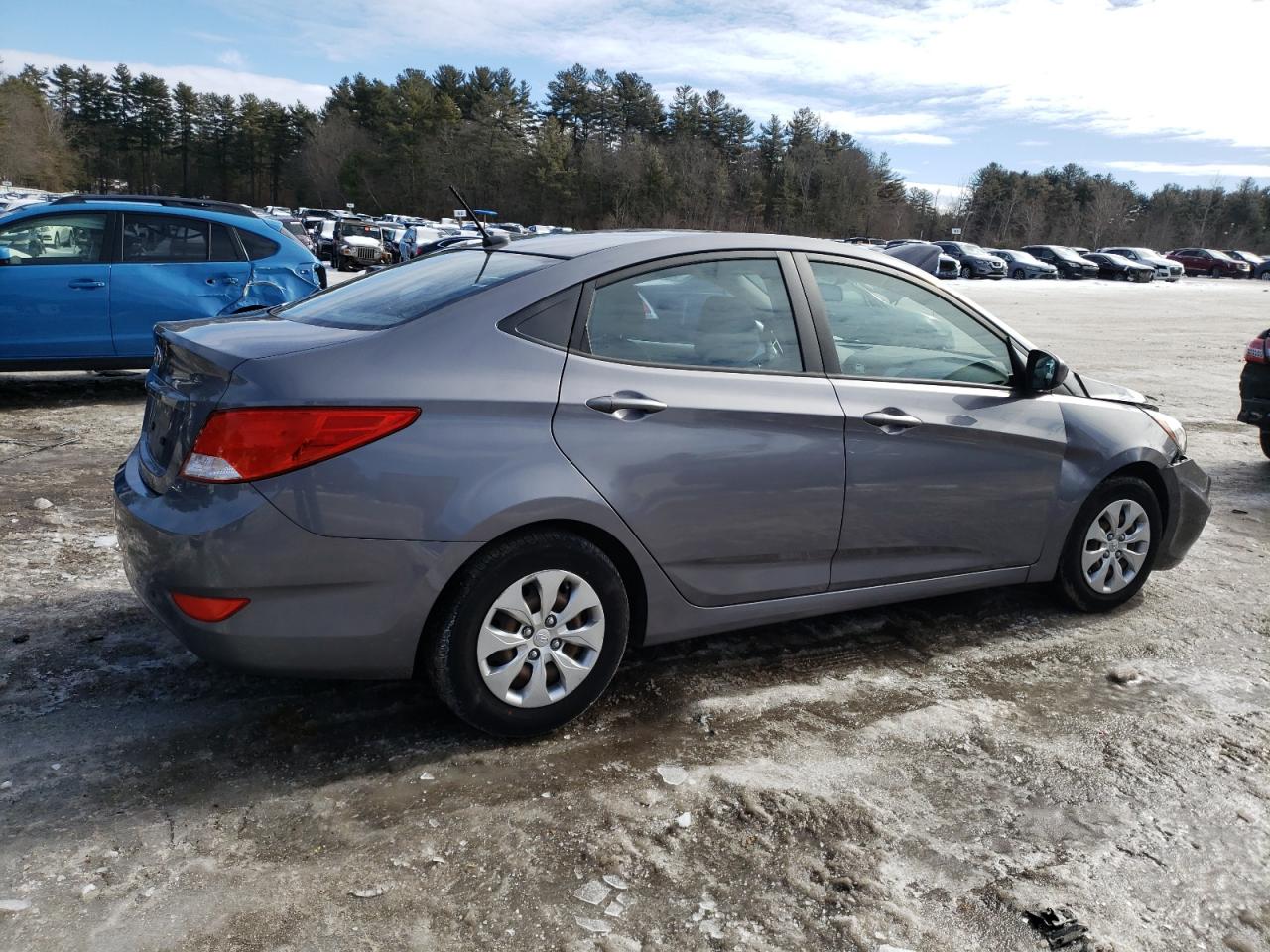 2017 Hyundai Accent - Image 3