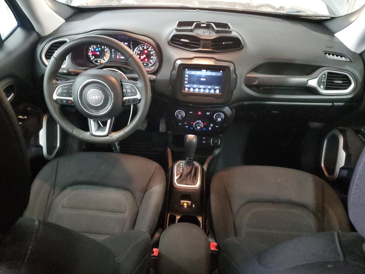 2018 Jeep Renegade - Image 7