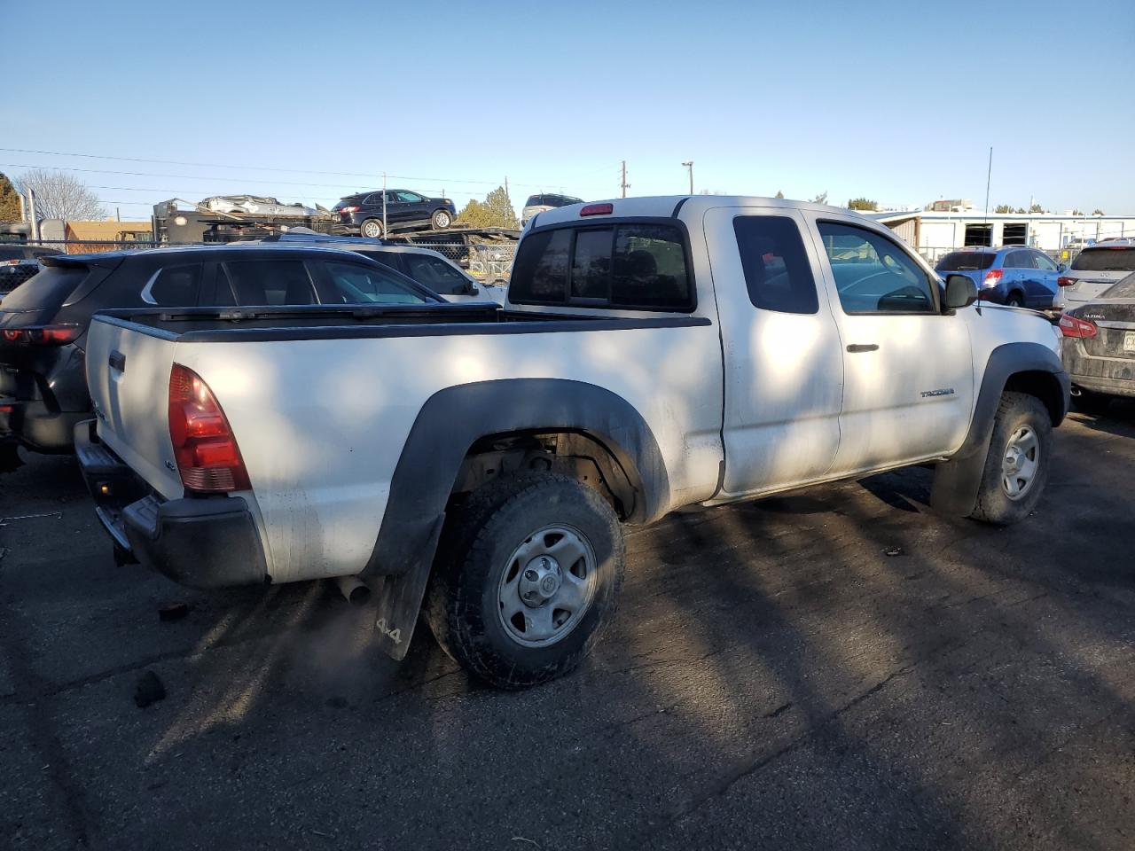 2015 Toyota Tacoma - Image 3