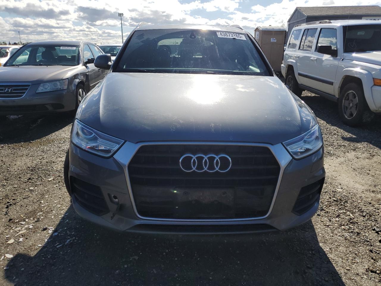 2017 Audi Q3 - Image 5