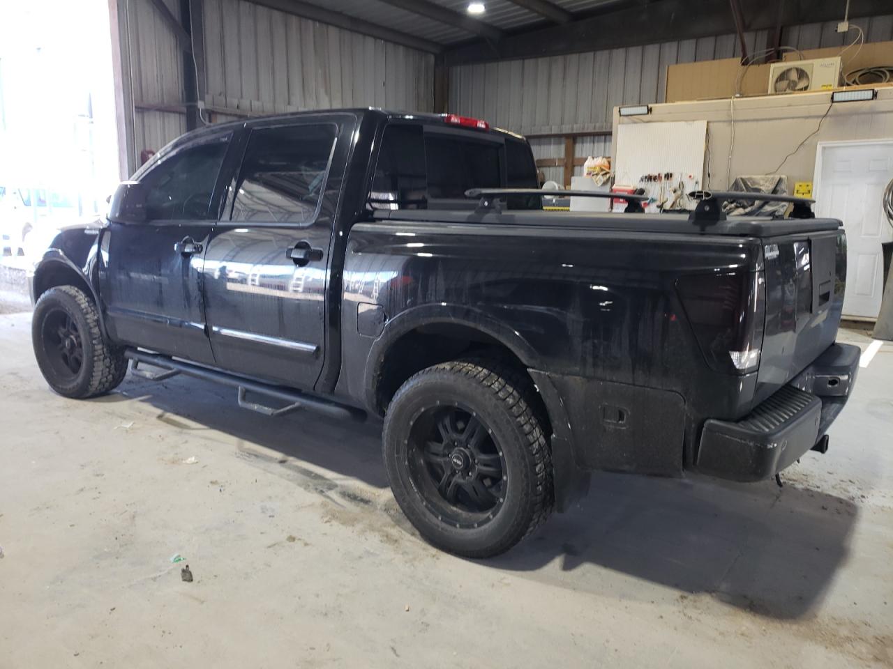 2012 Nissan Titan - Image 2