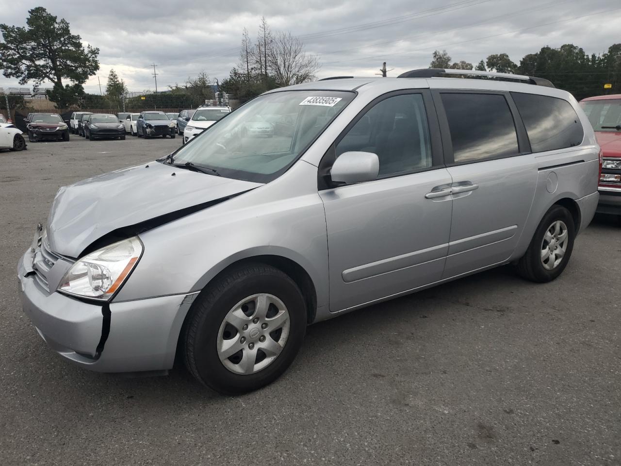 2010 Kia Sedona Lx للبيع في San Martin، CA - Front End