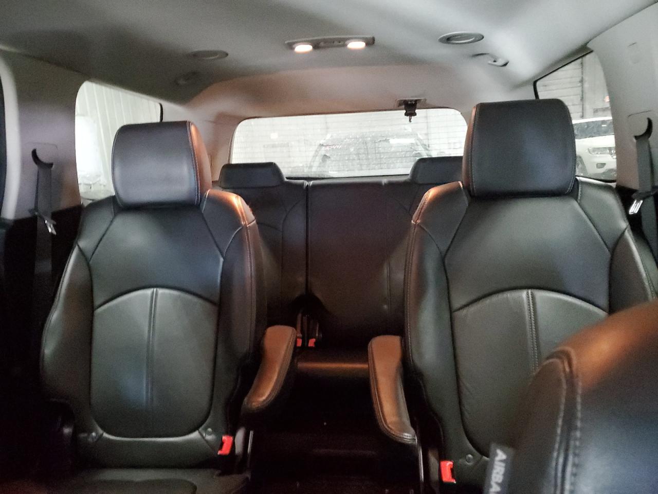 2016 GMC Acadia - Image 10