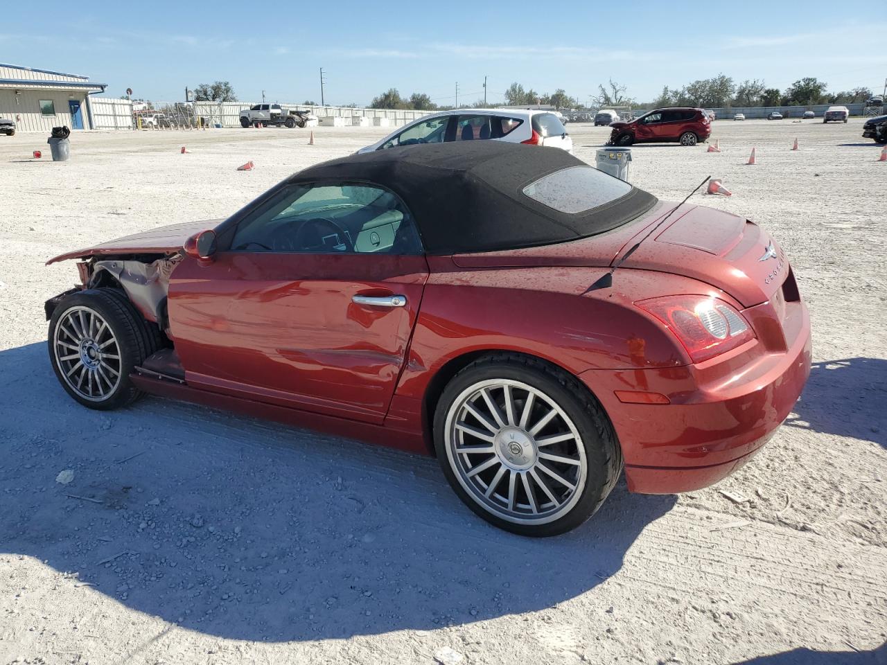 2007 Chrysler Crossfire - Image 2