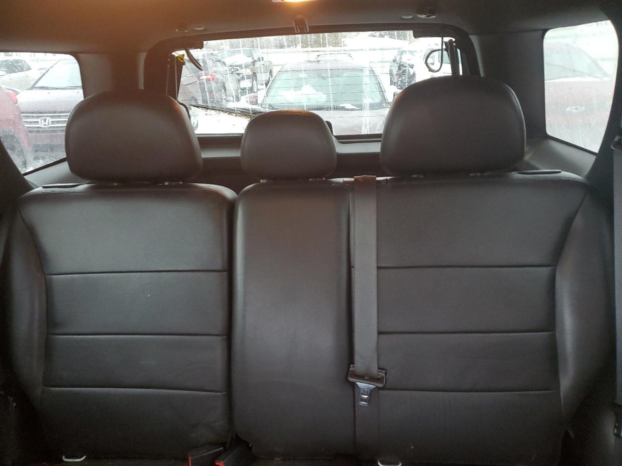 2010 Ford Escape - Image 10