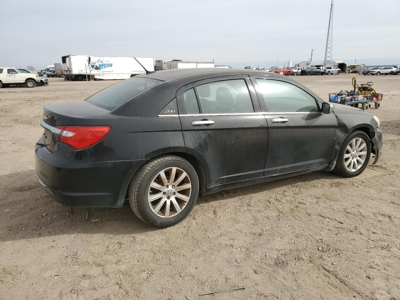 2013 Chrysler 200 - Image 3