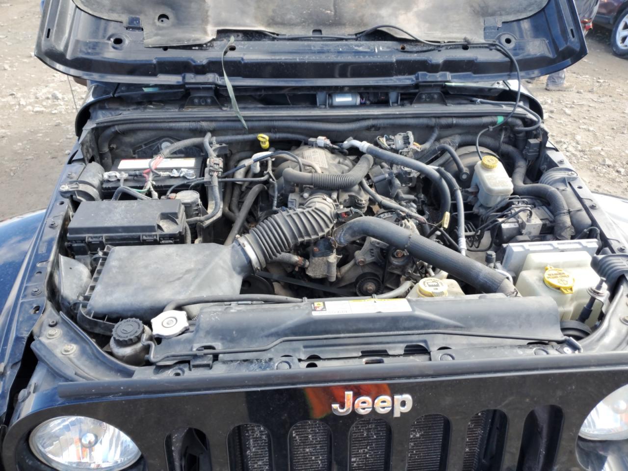 2010 Jeep Wrangler - Image 11