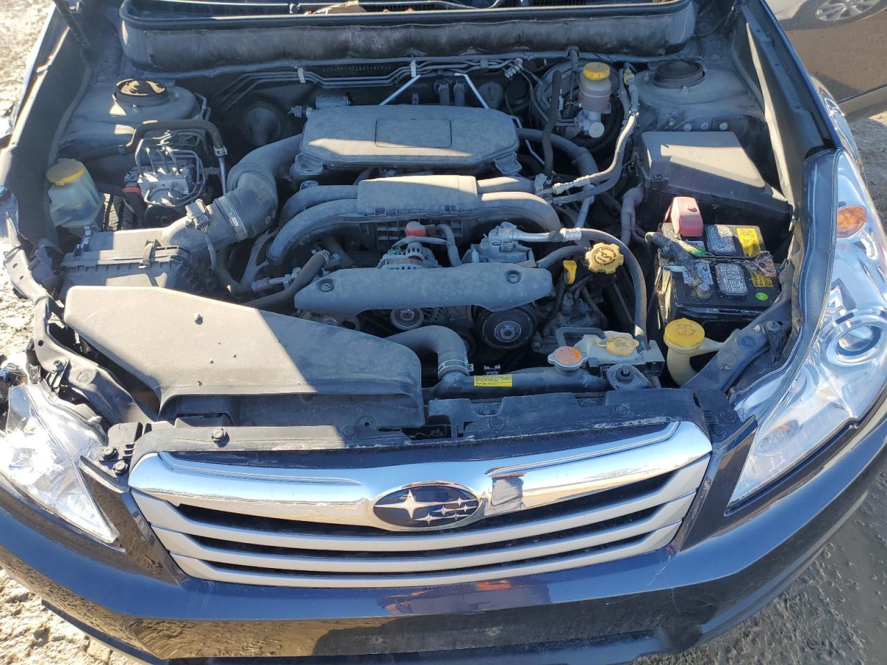 2011 Subaru Outback - Image 12