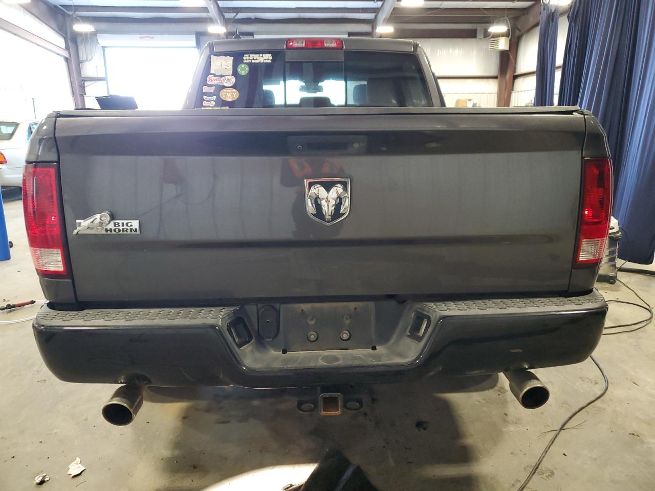 2015 RAM 1500 - Image 6