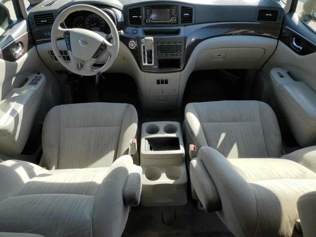 2016 Nissan Quest - Image 8