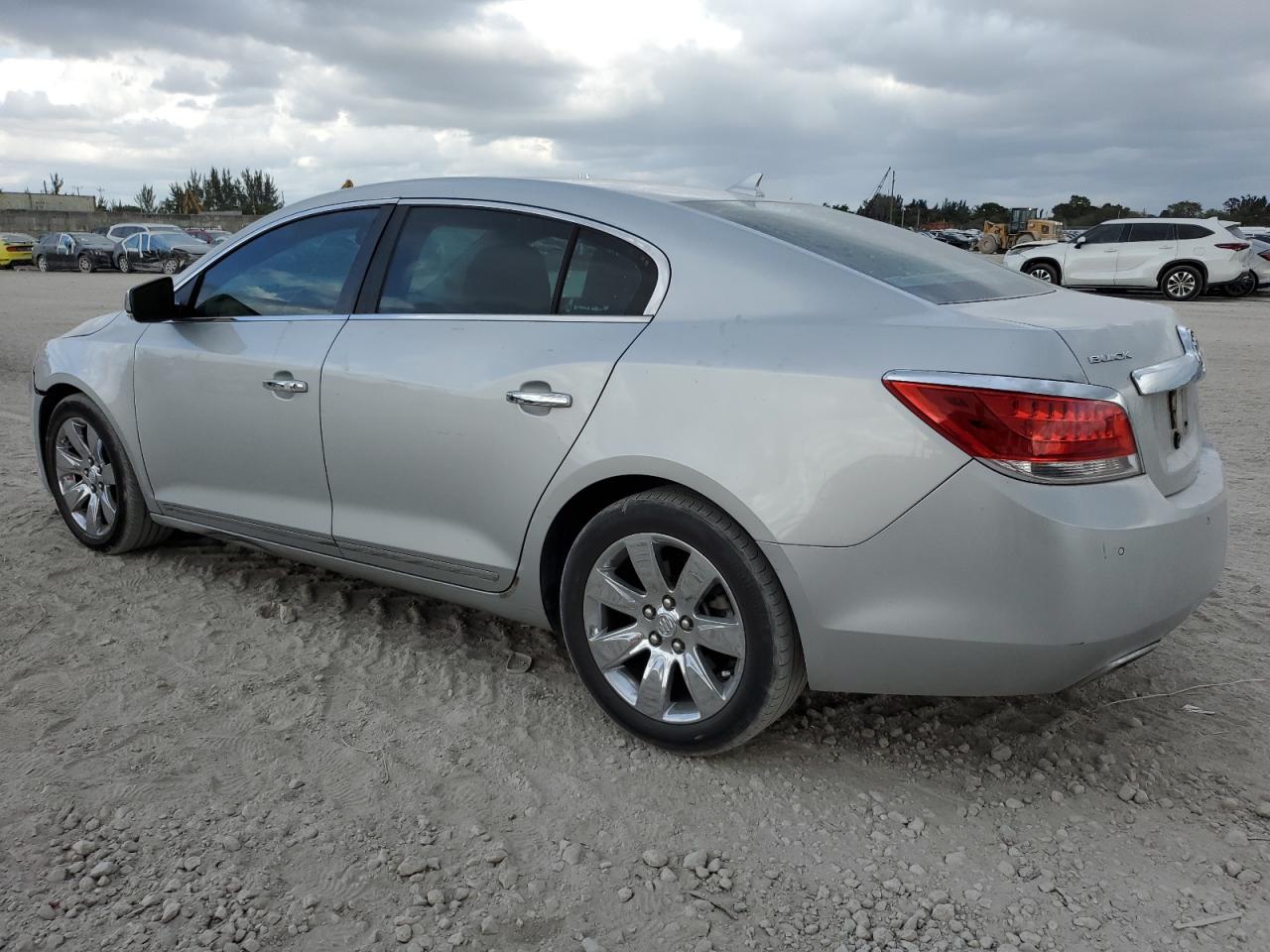 2011 Buick LaCrosse - Image 2