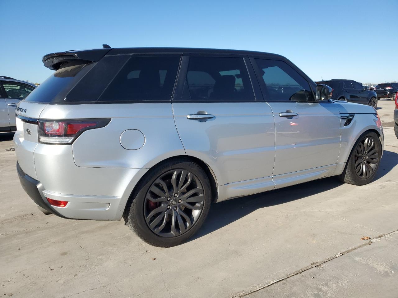 2016 Land Rover Range Rover - Image 3