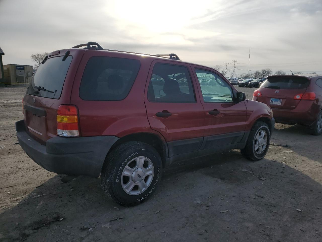 2004 Ford Escape - Image 3