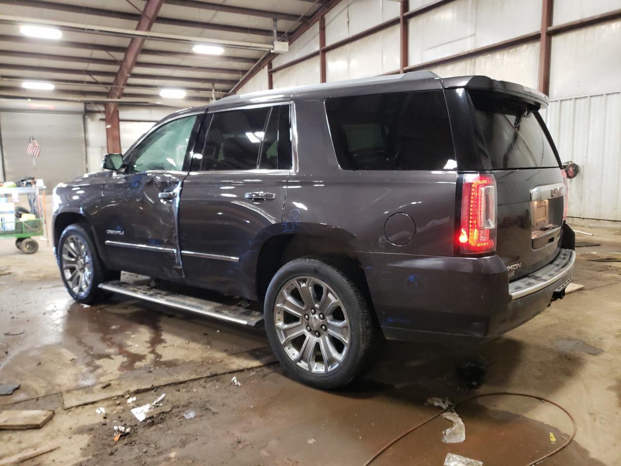 2017 GMC Yukon - Image 2