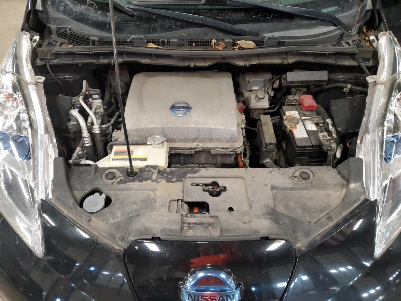 2013 Nissan Leaf - Image 11