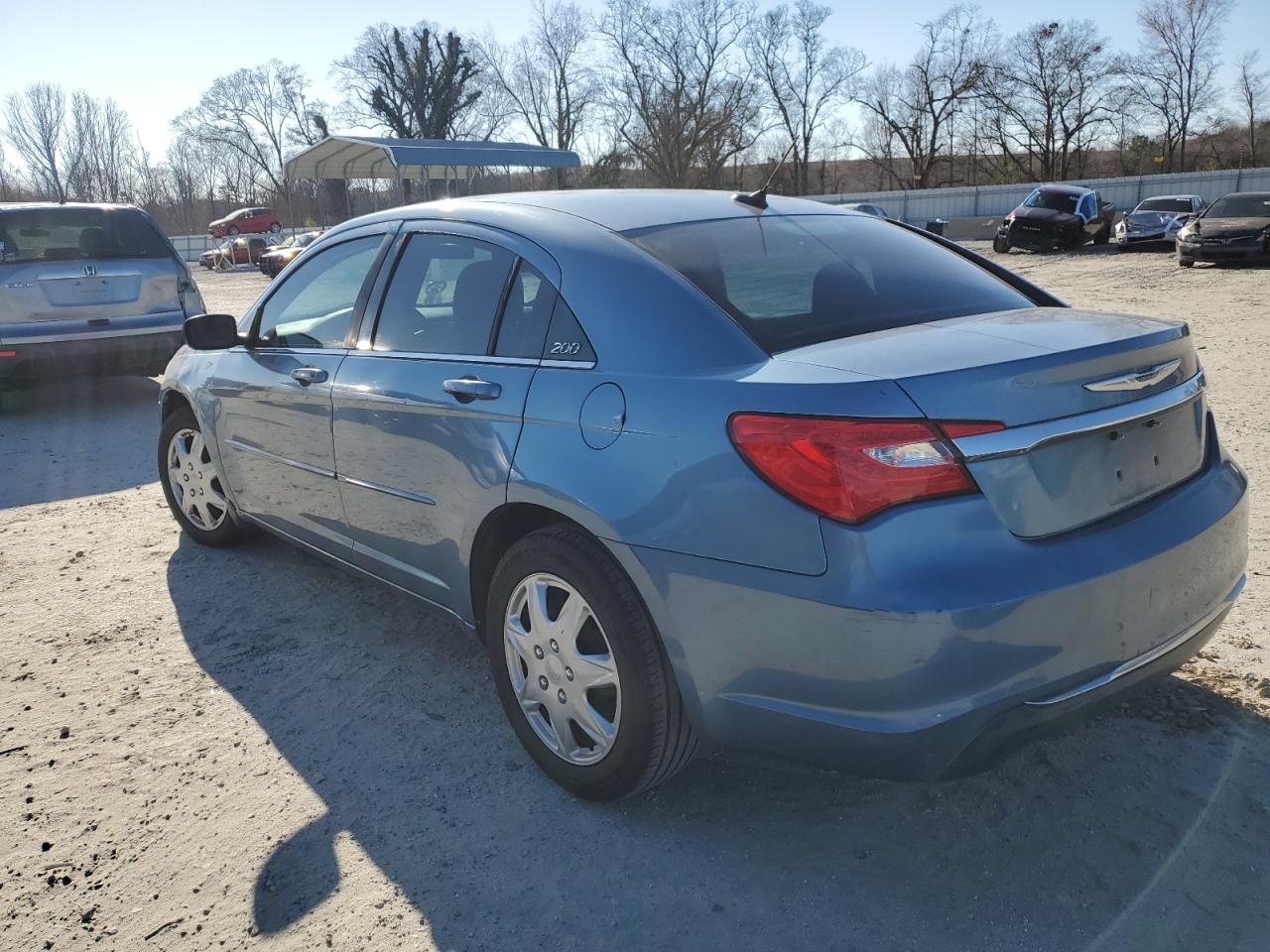 2011 Chrysler 200 - Image 2