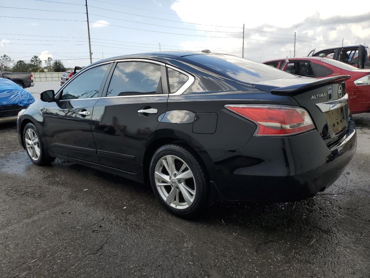 2014 Nissan Altima - Image 2