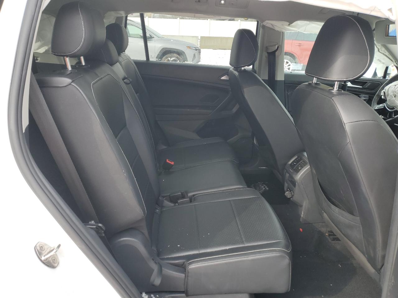 2021 Volkswagen Tiguan - Image 11