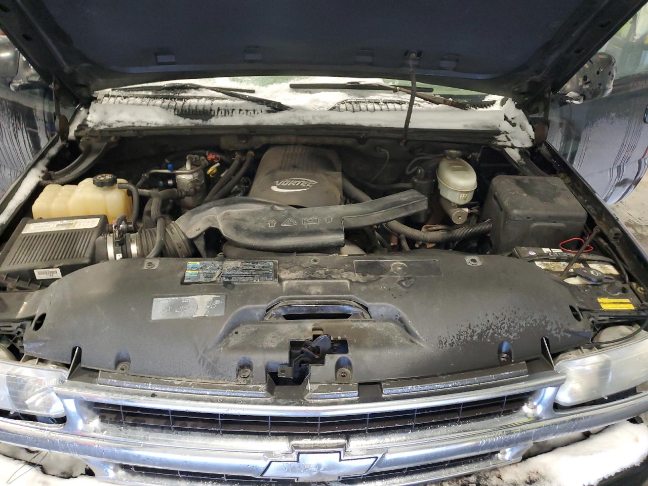 2003 Chevrolet Tahoe - Image 12
