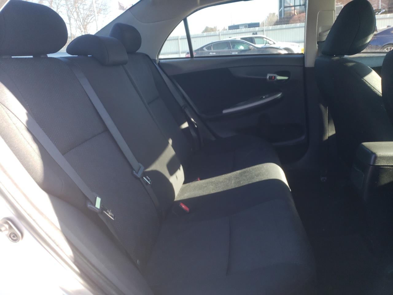 2010 Toyota Corolla - Image 10
