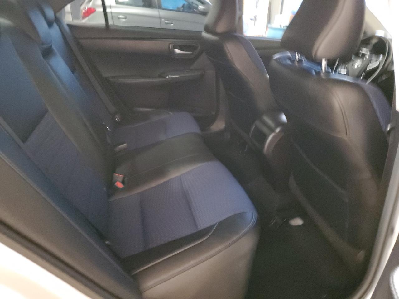 2016 Toyota Camry - Image 10